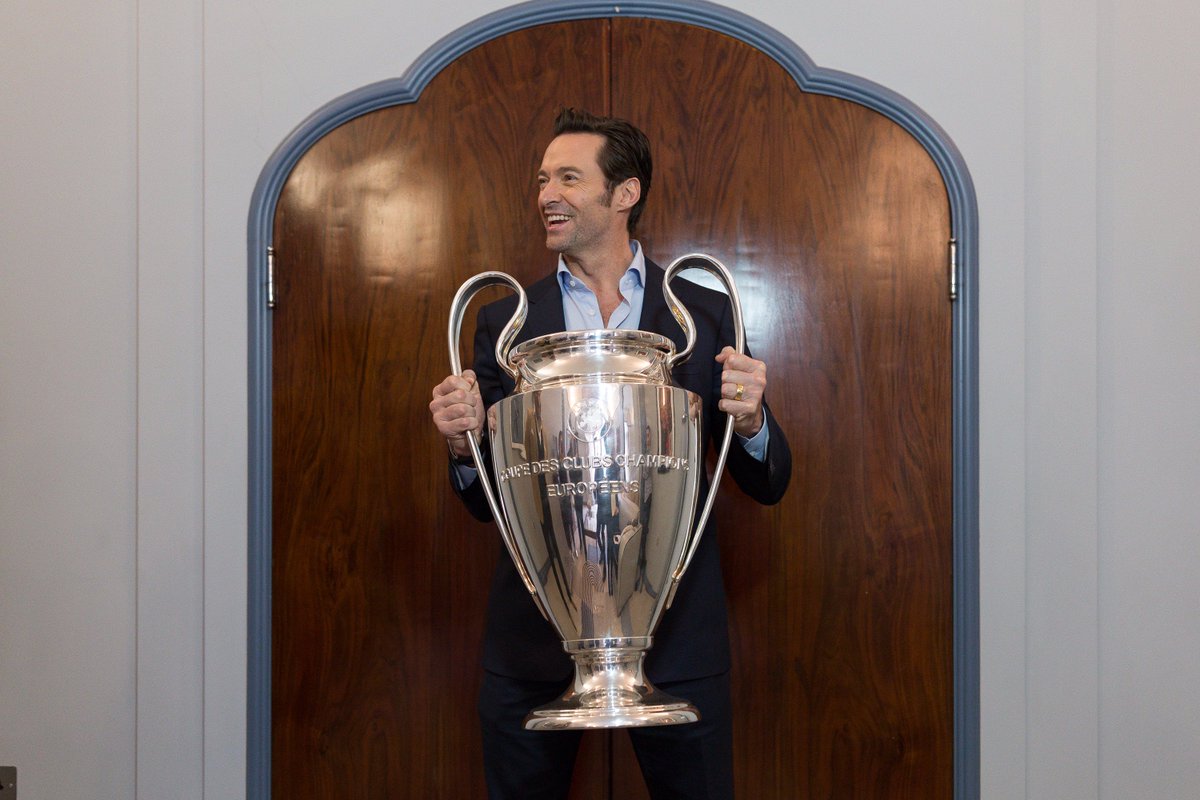 ChampionsLeague's tweet image. When a very famous face @RealHughJackman met a very famous trophy...

Thanks for giving us #AccessAllAreas to #Logan 1.3.17