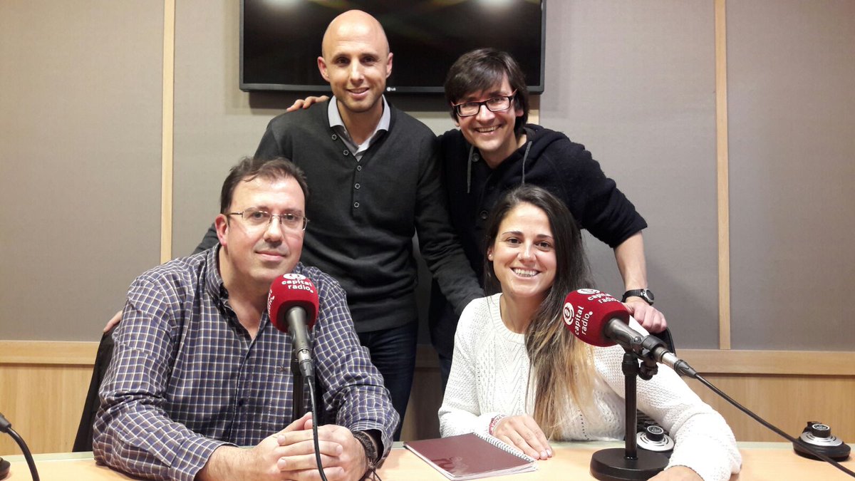 Msanmartingc's tweet photo. Aquí puedes escuchar todo lo que nos contó @mari_villalba en @CAPITALRADIOB con @ClinicasJCuenca y @padelworldpress. https://t.co/FmQrmXwrrv https://t.co/sRtwOIJUeM