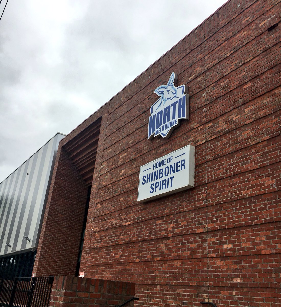 Kristy__Taylor's tweet photo. A busy and productive day in Melbourne visiting AFL House and NMFC ππ€ @AFL @NMFCOfficial
#marketinglyf https://t.co/yTFC82iMSB