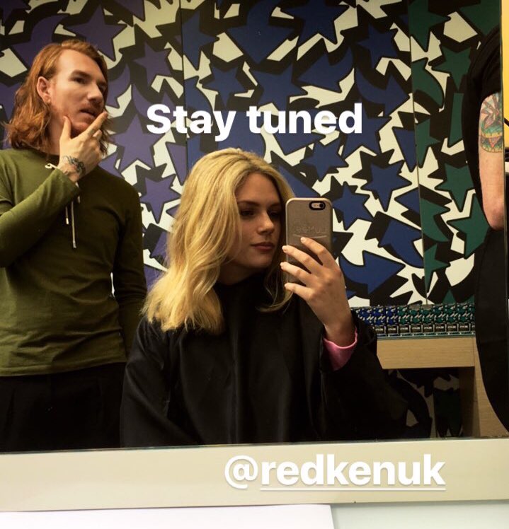 theCocoaChelsea's tweet photo. An exciting day with @redkenuk today - follow along on Instastories 💛➡️💙 #citybeats #blueeeeeee https://t.co/th1dbJYMiZ