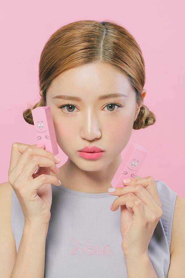 princess2_sh's tweet photo. 💄3CE BARBAPAPA MATTE LIP COLOR💋
#111 KIND HUG💖
#112 CHOP CHOP
#113 COTTON SMILE😁
•ราคา630บาท•
#3cethailand #3ce #lip3ce #ลิปแมท #ลิปสติก https://t.co/0UuE4Mx2f5