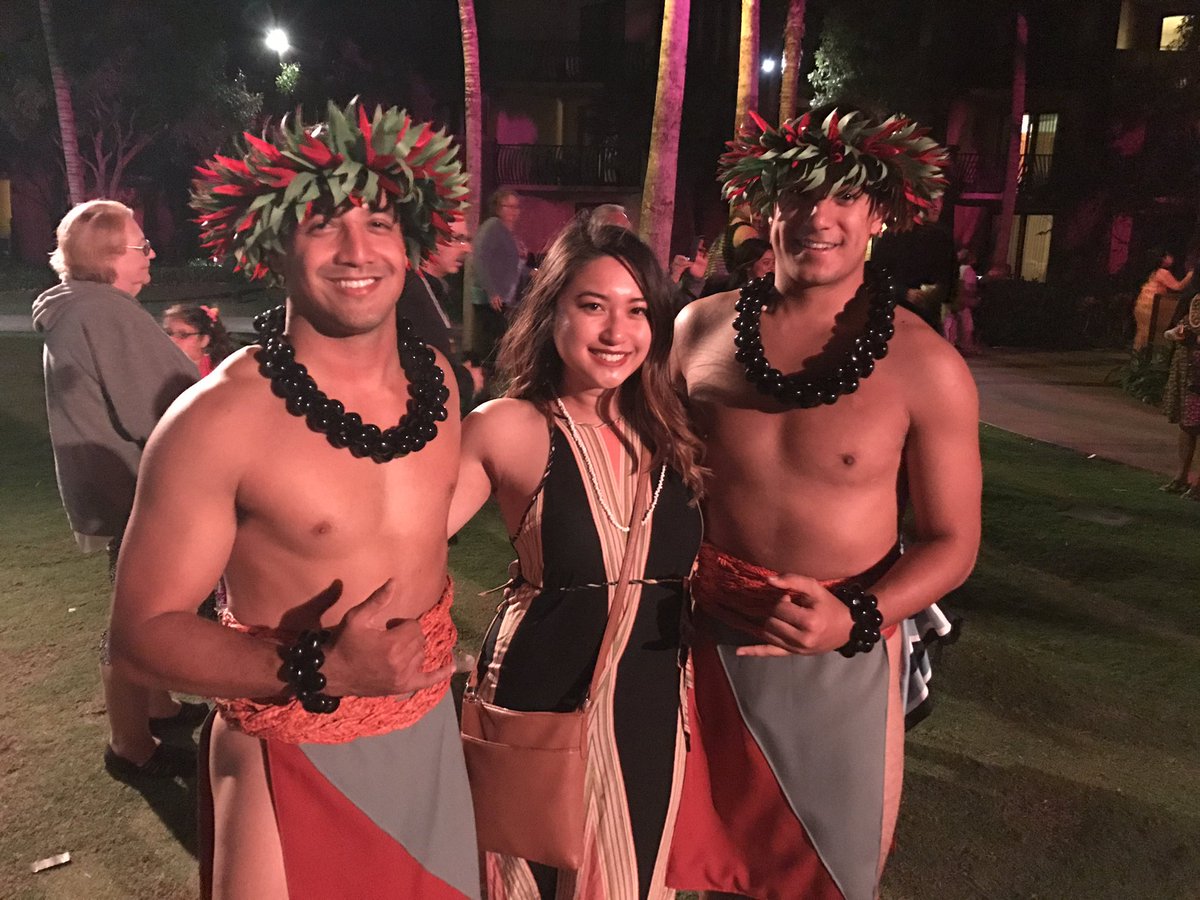 luciancastillo's tweet image. Me and Angela about to about to go in. #6god #6ways