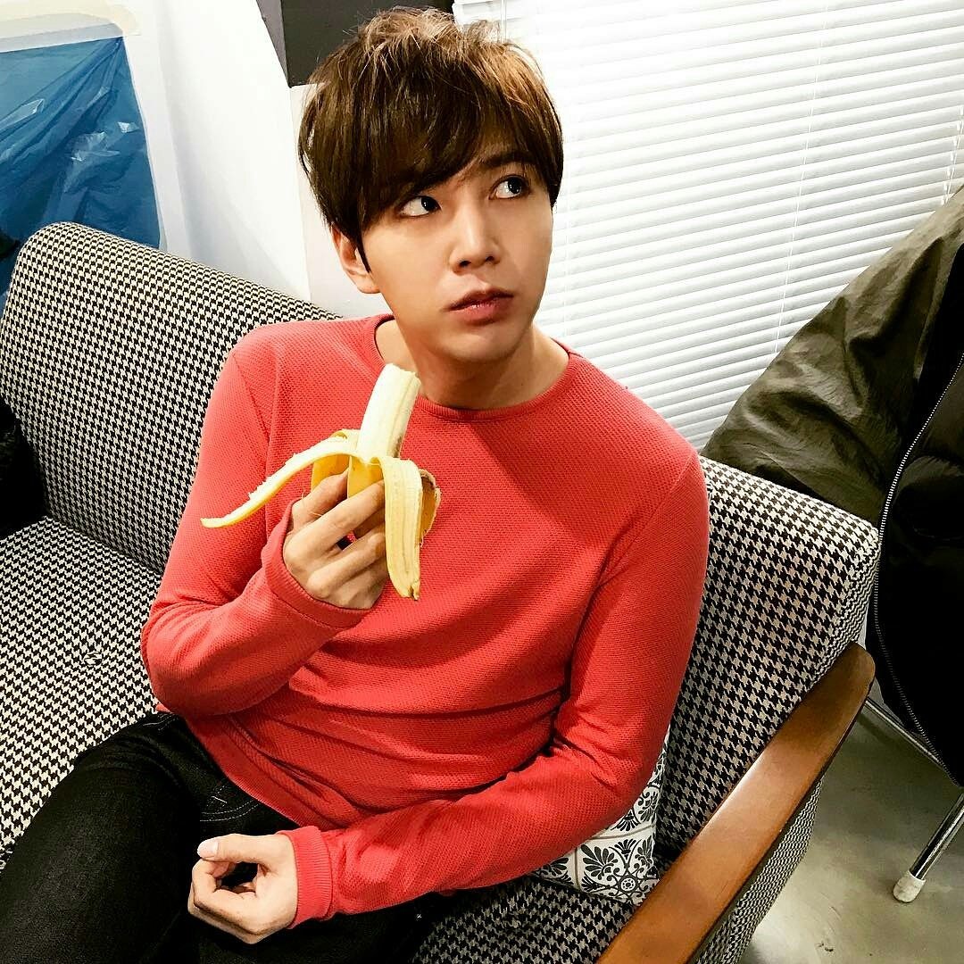 teamloungeH's tweet photo. @AsiaPrince_JKS Monkey🐵 https://t.co/V56e0Vc9qj https://t.co/dP0PVTlDON