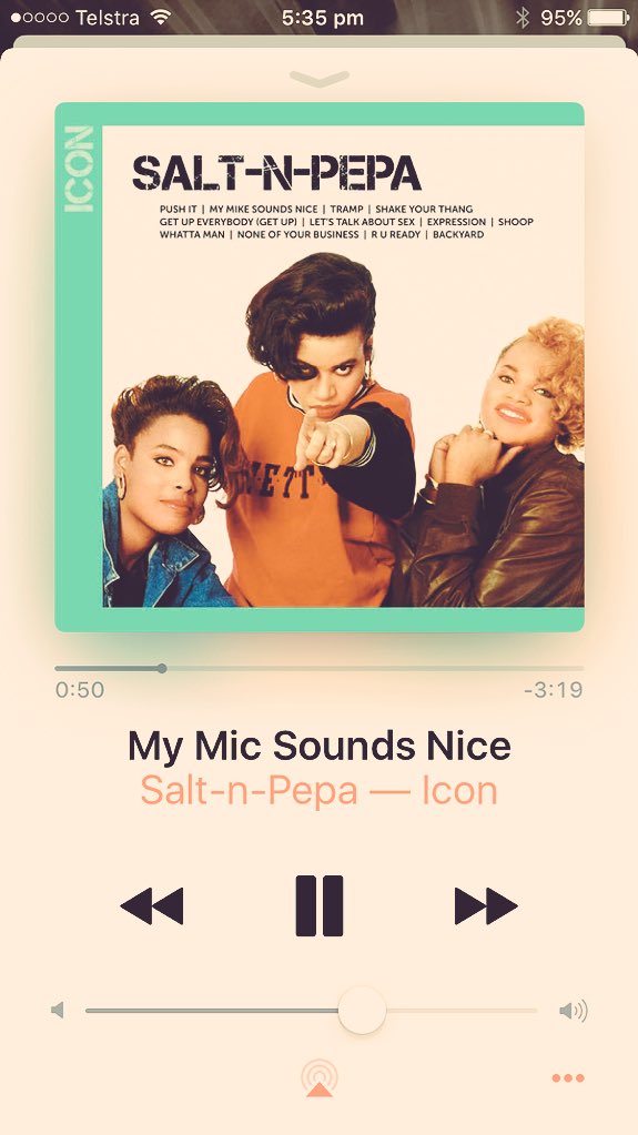 missy_flutter's tweet photo. #FridayFlow #checkcheckitout 📀 https://t.co/MOq4TGfBHf