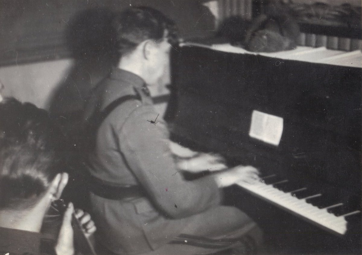 Tom of Finland on taas pinnalla. Kuuntele Touko Laaksosen kirjeenvaihtoa  Ville Virtasen lukemana. <a href="/TomsFoundation/">Tom of Finland</a> tarinasoitin.fi/tom