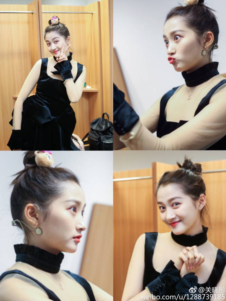 7_ELINA_M's tweet photo. 诶嘿嘿 看跨年晚会呢吗🙈快看看我 https://t.co/sSxFkq12BX