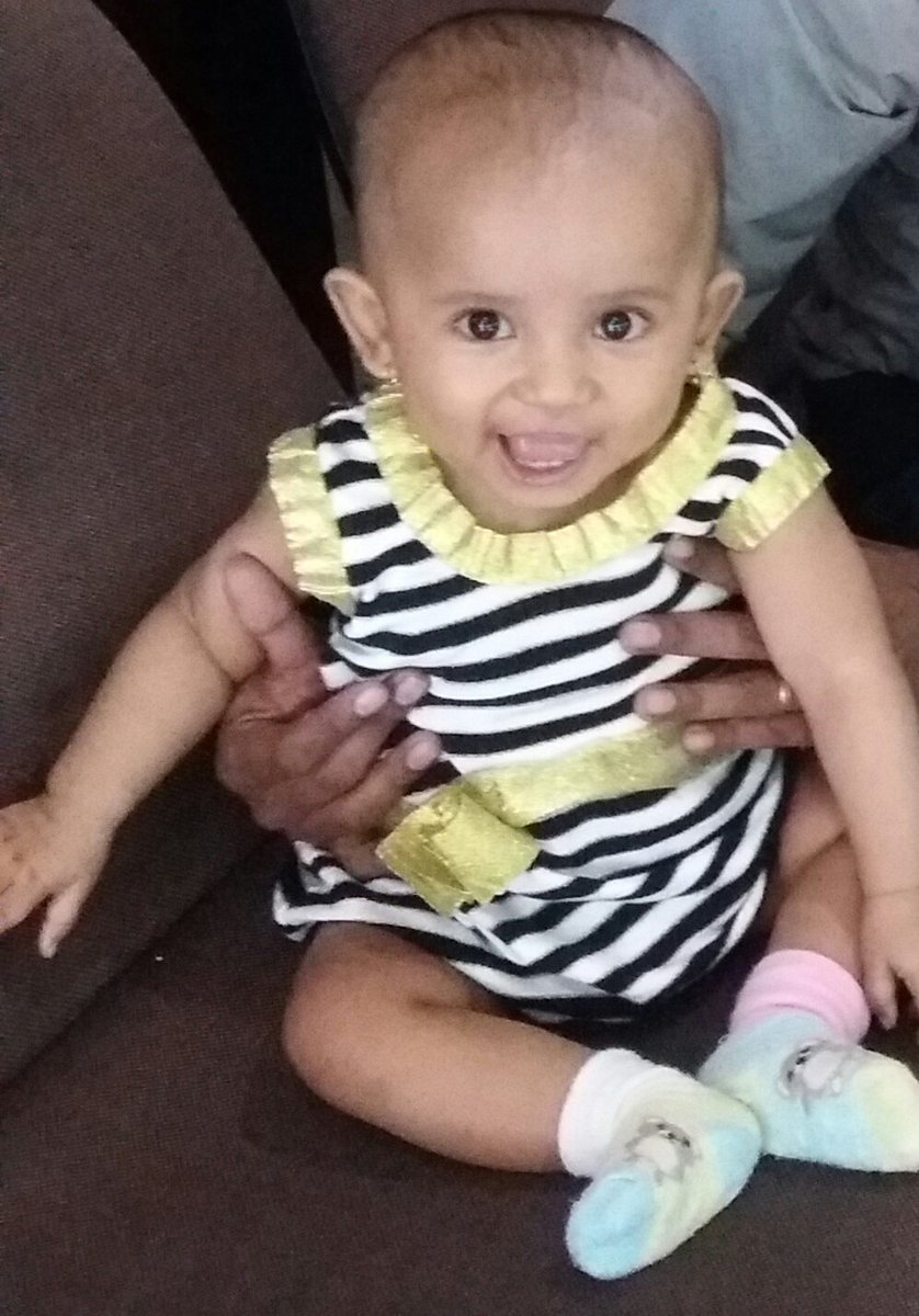 ngizthy's tweet image. Bahagia itu sederhana....melihat malaikatku ..... tersenyum