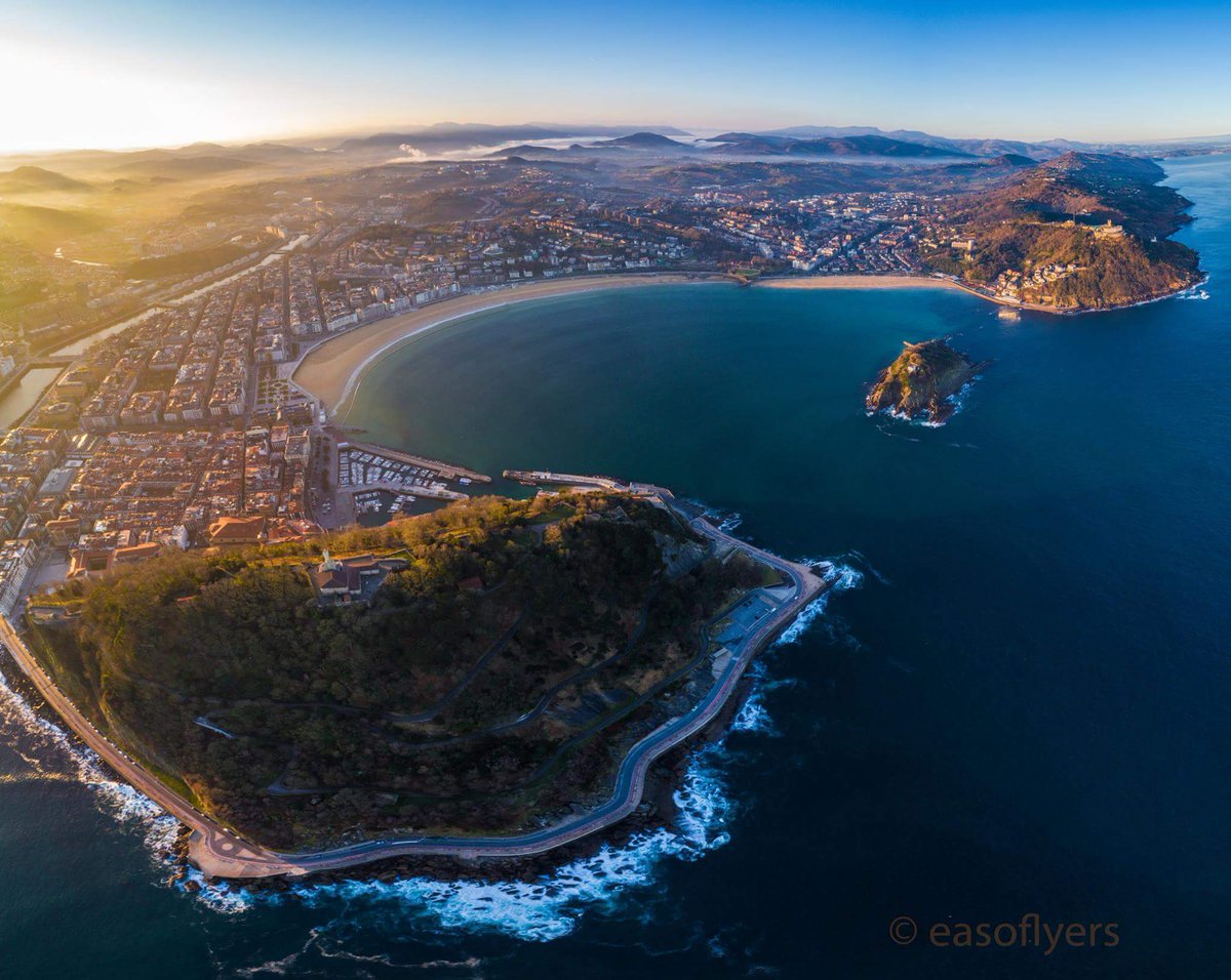 Vista aérea del paraíso. Por <a href="/Easoflyers/">EASOFLYERS vuelos</a>
