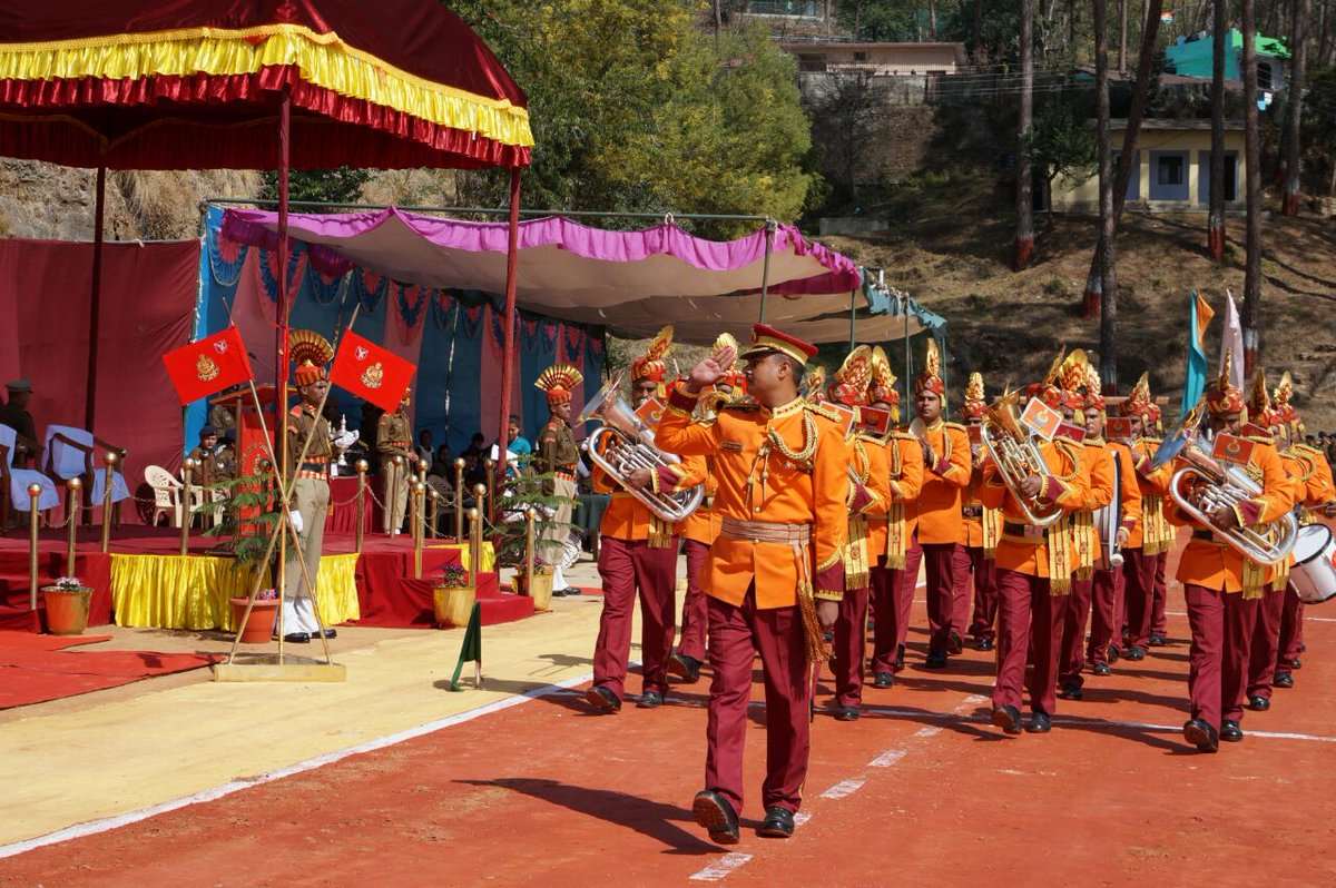 #DGSSBontour DG took the salute at the Raising Day parade of Ranikhet Ftr. Awarded officers and men of the Ftr with DG disc and Commendation