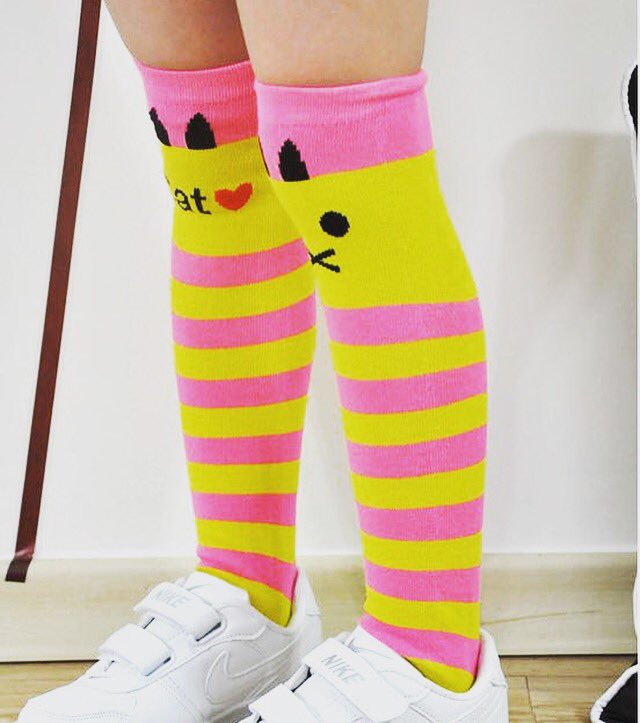 Mumma_sooz's tweet image. Morning dominated by the search for presentable and matching socks due to the imminent excursion to soft play 😫 #mumlife #sockstruggle