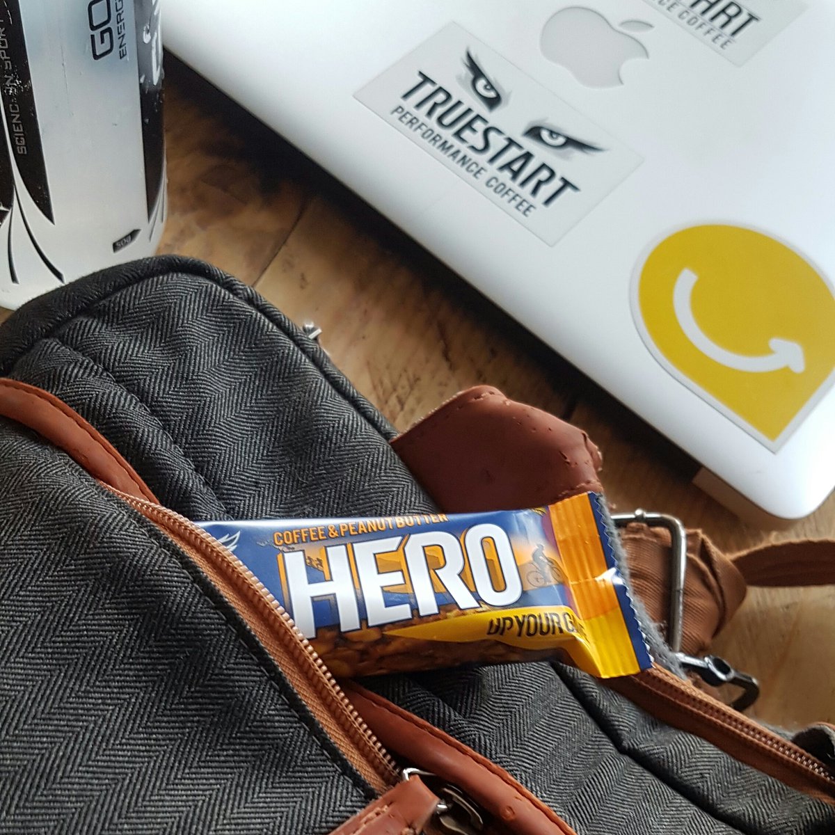 RT @simonhills58: Big days require big snacks!! #HeroBar #TeamTrueStart #UpYourGame #coffee #caffeine https://t.co/Higsey8Dvb