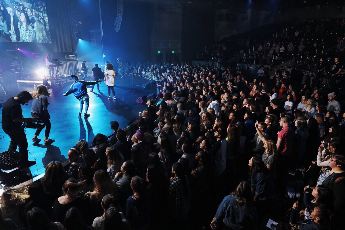 encounter_napa's tweet photo. Night 1 of conference was EPIC https://t.co/A6KetSIBjR