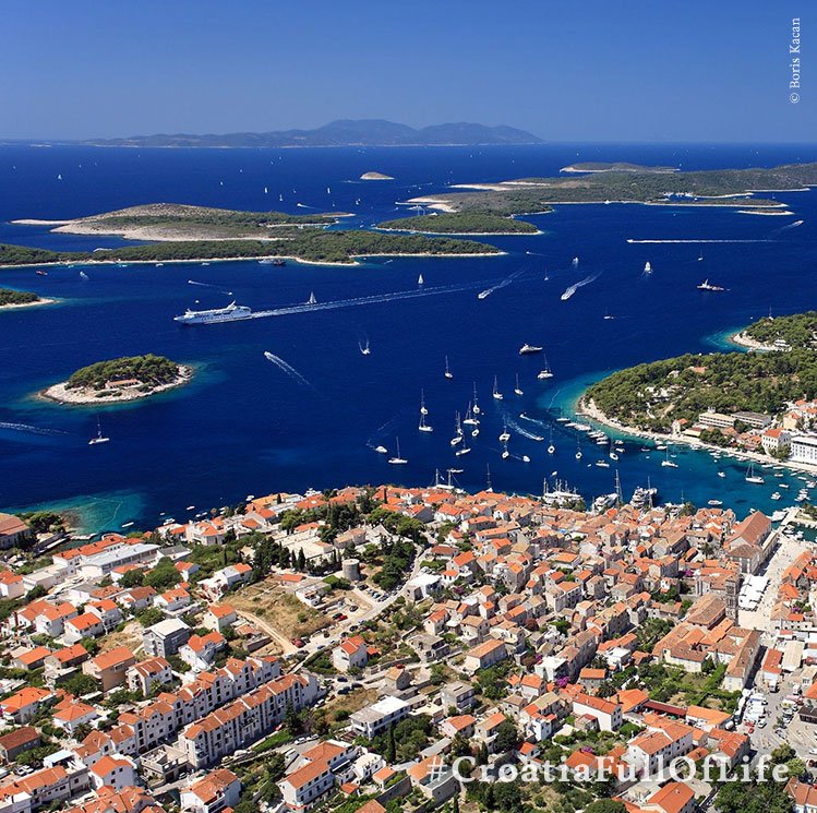 Croatia_hr's tweet image. We can't wait for #Spring. It's one of the best times to visit #Croatia, there is so much to see! #CroatiaFullOfLife