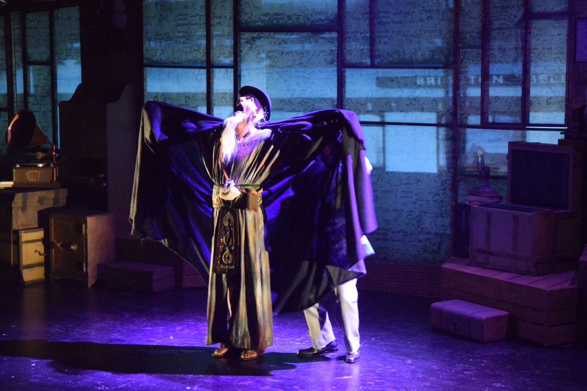 MarieCapde's tweet photo. Hoy 21hs! @lamomia_ok @TeatroMetCiti Funciones de jue a dom!! @aadriannavarro es #Sosra Entradas @Plateanet https://t.co/h3NztpWKRd