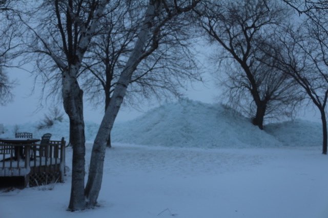 SteveBeylonWBAY's tweet photo. Huge ice shoves in Oshkosh! Pics from former @WBAY reporter, Jerry Burke. Strong NE winds blowing ice along west side of the lake! #SC2Alert https://t.co/nd6BO6yliY