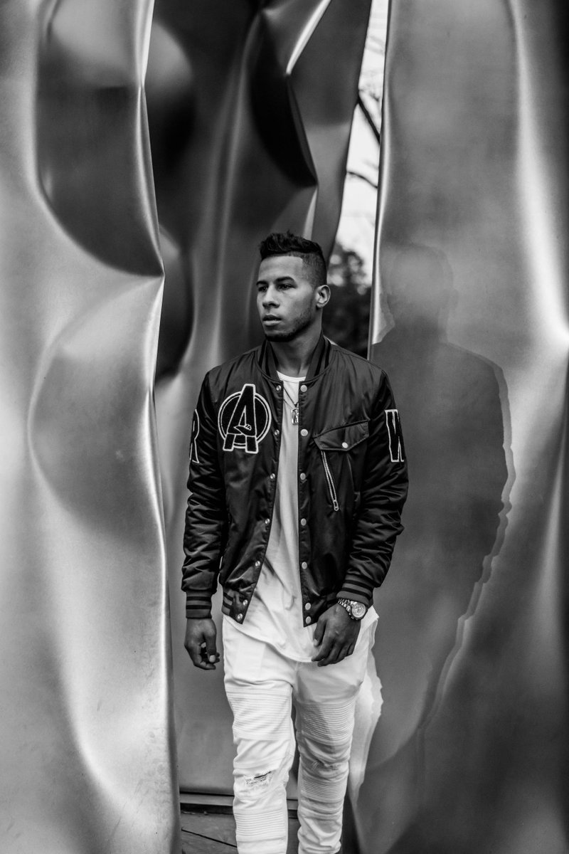 KawaiiChloeBR's tweet photo. #NewMusic: Check out #Jersey's own @TIMMYTITUS's single, "#AreWeAThing" https://t.co/vAmuS0Z6au #Titus #FutureMoguls https://t.co/k9QD6FqTfD