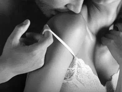 FelicityBrandon's tweet photo. I cannot lie; the initial feeling is so intense that I #cry out. It seems impossible not to do so...
#FilthyWritings
@lilahenoir 
#MRBRTG https://t.co/Fd3hKqmJQl