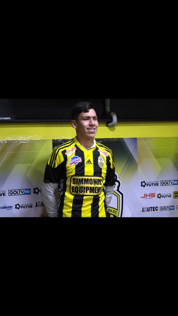 Quiero agraceder a alguien que me dio muchos concejos Gracias  <a href="/raton73/">Raphaël de Loisy</a> Roberto Fabián Ayala siempre te escuche