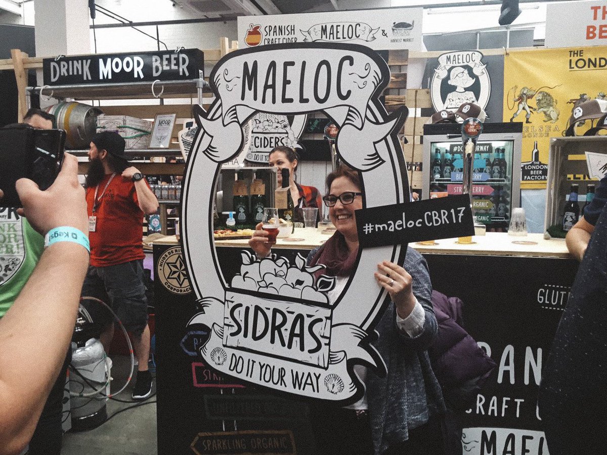 MundoHR_en's tweet photo. We're in #London with @maelocway @craftbeerriseuk 👌😊 https://t.co/aHOSMw1iP1
