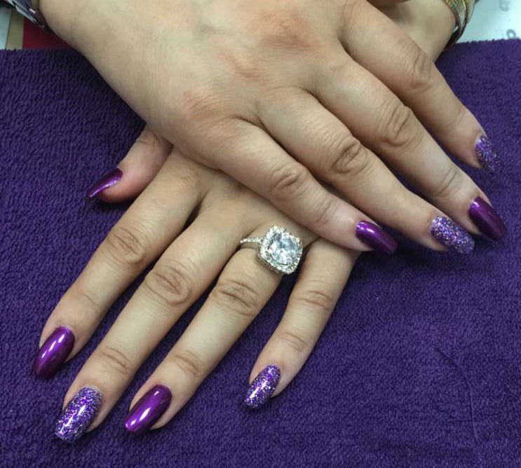 Another set of our gels! We offer many colours &amp; glitters too! Only £20! Call us on 02086937031 to book an appointment