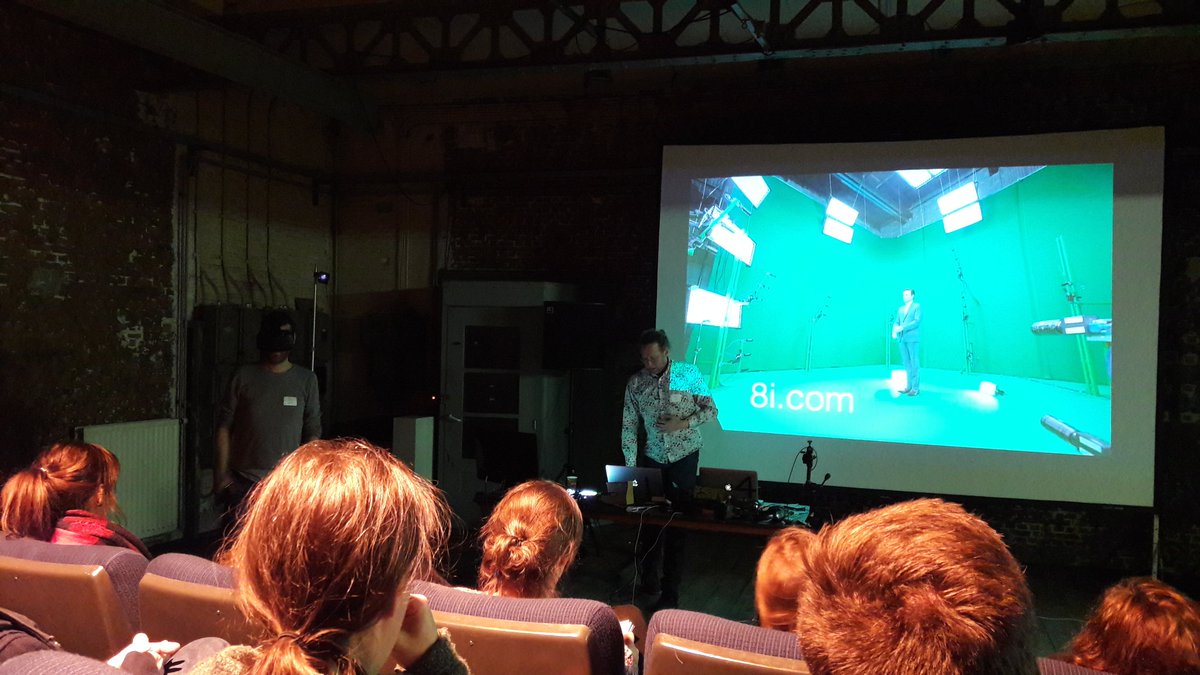 LineOstyn's tweet image. Stuur je kinderen binnenkort gewoon virtueel op kamp? Mogelijk zo hoor ik op #digitup17 : VR icm Facebook. @DeAmbrassade