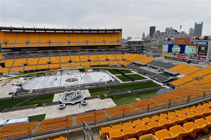 PittsburghPG's tweet photo. The logistical challenges of putting an NHL game at Heinz Field, a venue suited for football https://t.co/bO3MndLNDh https://t.co/lzTjIzmElm
