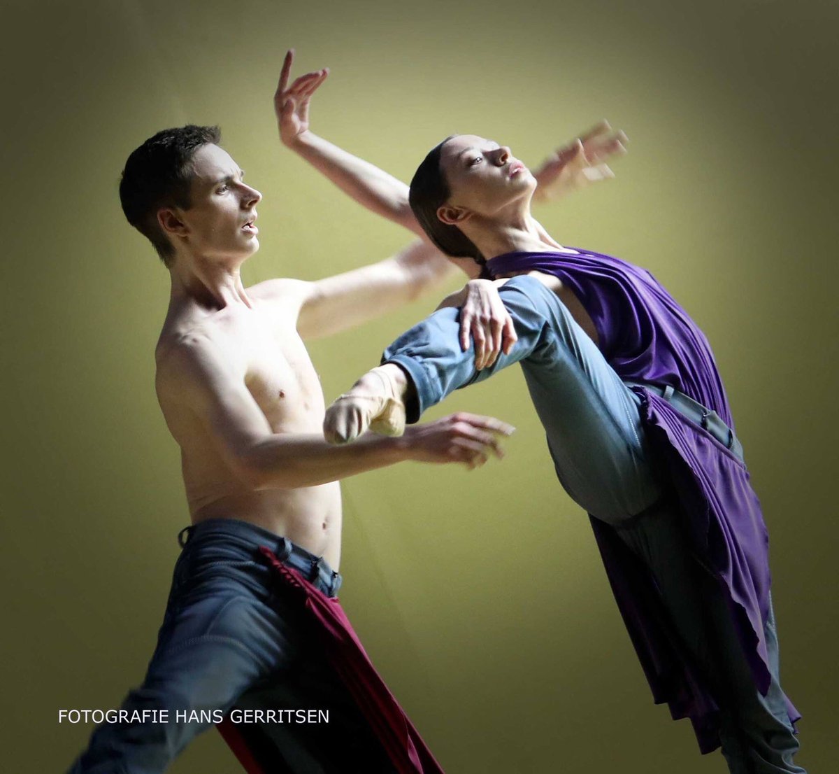 DdiDanza's tweet photo. #JanCasier and #AnnaKhamzina of #ZürichBallet
#JacopoGodani #RitualsFromAnotherWhen
📷 #HansGerritsenPhotography ©
@Hans_Gerritsen_ https://t.co/bKFK2U4psZ
