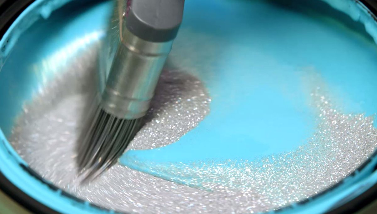ValsparPaintUK's tweet photo. RT &amp; Follow for a chance to #win a Valspar #glitter voucher to add some sparkle to your home! #FreebieFriday #competition https://t.co/kI4VDwGlqr