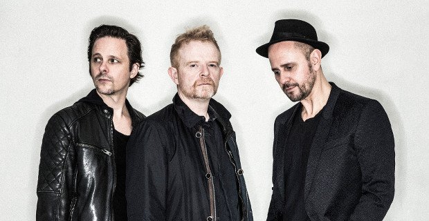 .<a href="/BookaShade/">BookaShade</a> am 06.04. im #ColumbiaTheater in Berlin. Mit dabei: Ex Archive Sänger Craig Walker! <a href="/loftconcerts/">Loft Concerts</a> 
#BookaShade #FourArtists