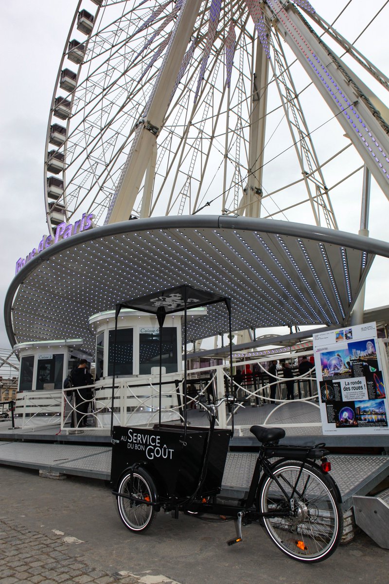 JCDecaux_France's tweet photo. Envie de déguster les crus #ParisisCaféRoyal ? RV devant la grande roue, à la Galerie des Champs Elysées ou aux deux abribus JCDecaux Live. https://t.co/4rcnA1iQZE