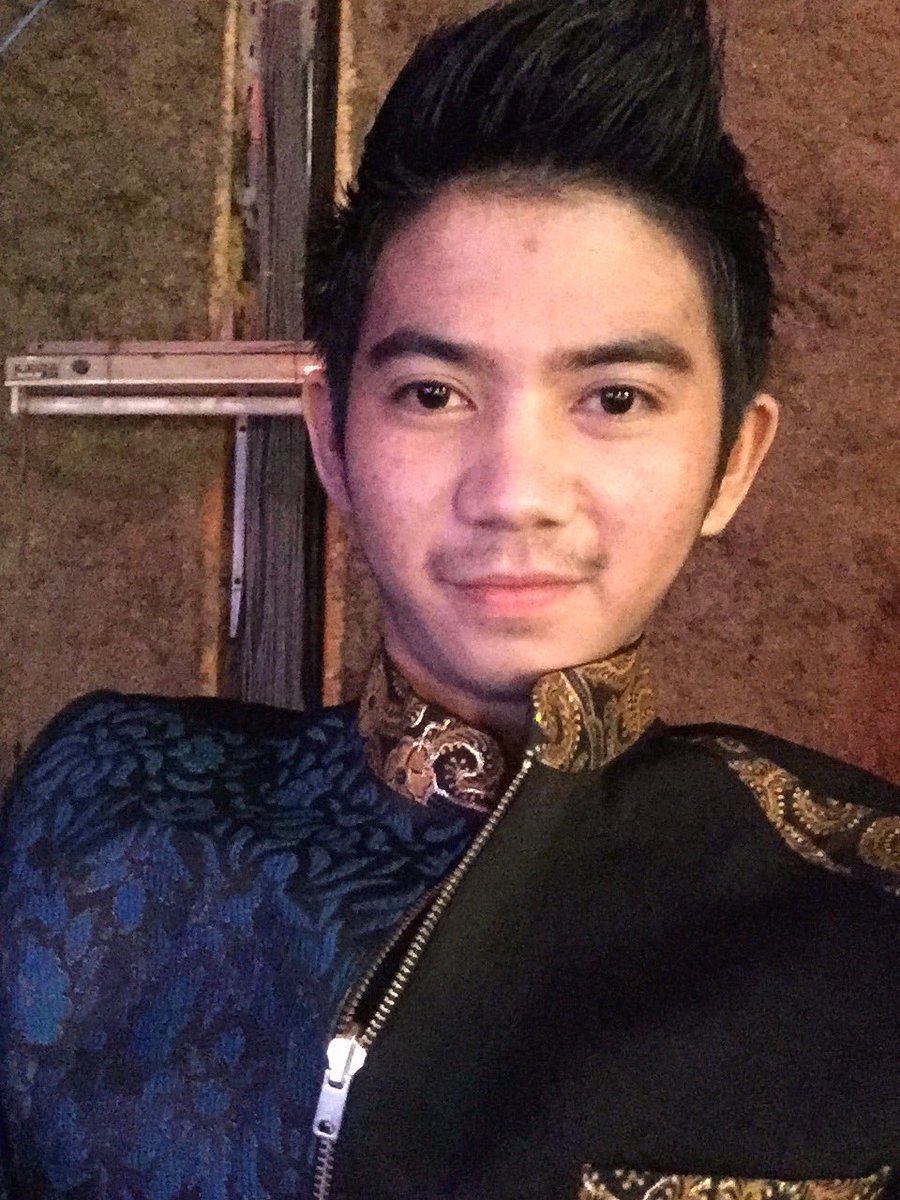 DA2_Rizki's tweet photo. Yukk pantura yuk sekarang ya teman😘🙏
#RizkiRidhoDiPanturaShowDanDA4 #RizkiRidhoDiPanturaShowDanDA4 https://t.co/dnoEjX1y5e