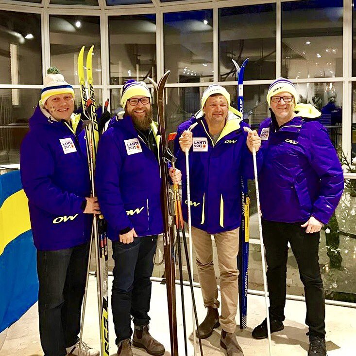 lengan's tweet photo. Äntligen helg och dags att åka till skid-VM i Finland med ett stort gäng supportrar 🇸🇪🏅🇫🇮
#skidvm #twittski #polyresor #Lahti2017 #stina https://t.co/CTb8LhEx0W