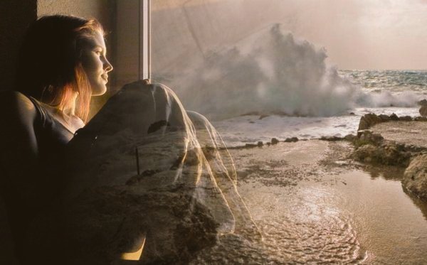 LizzySole's tweet photo. Ed è #associando immagini e silenzi che pensieri inafferabili alla ragione, si compongono e nutrono d'estasi l'anima.
#gerundiDiversi https://t.co/GZL8Pvo7MT