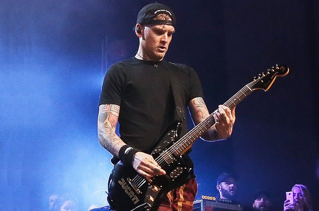 Happy birthday Matt Skiba 