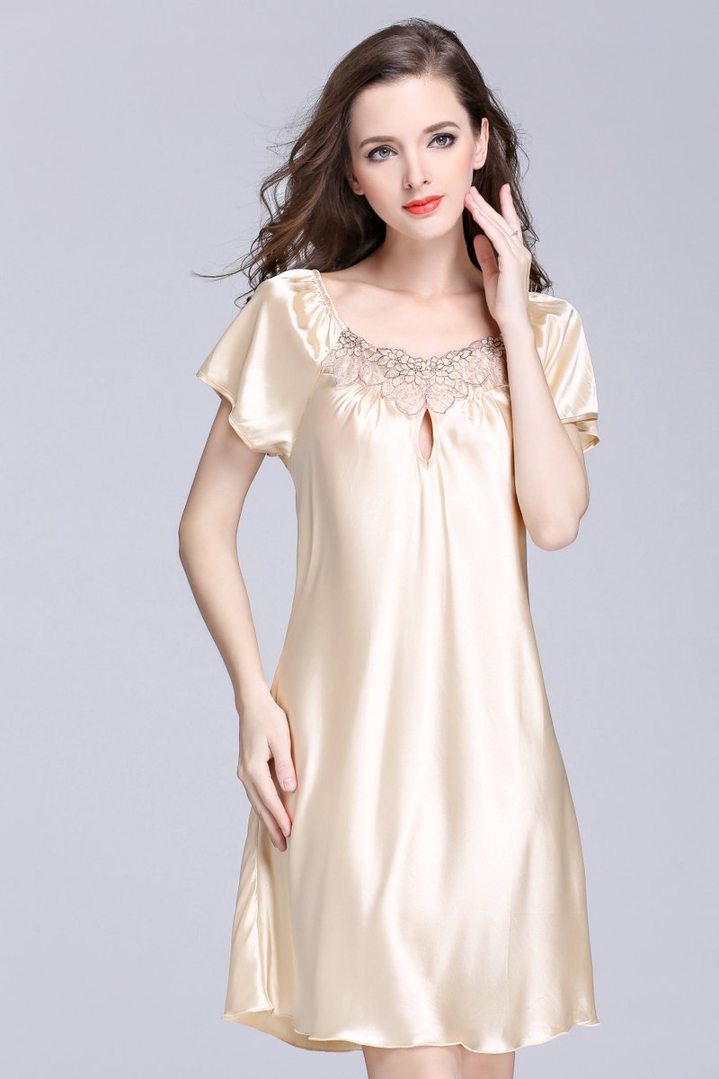 mrdresses's tweet photo. #KingsCat #Sex #Charmeuse Short Sleeve #Nightgown for #Women  #Sleepwear Just $17.99 https://t.co/ZP92DMVf76 https://t.co/1KWgwlBzwp