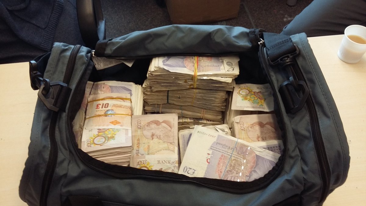 itvlondon's tweet image. Almost £1 million cash found in black cab in London itv.com/news/london/20…