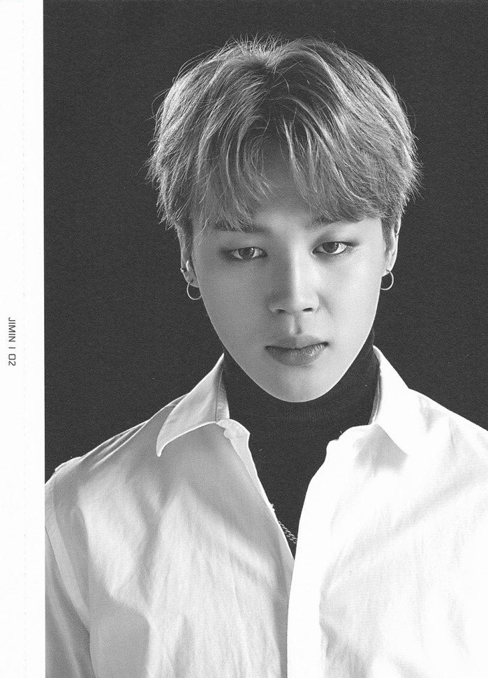IBigHitEnt's tweet photo. 2017 BTS LIVE TRILOGY EPISODE Ⅲ THE WING TOUR MD FACE PHOTO COLLECTION

#방탄소년단 #YOU_NEVER_WALK_ALONE #NotToday #SpringDay https://t.co/ZJ7bsUzkF2