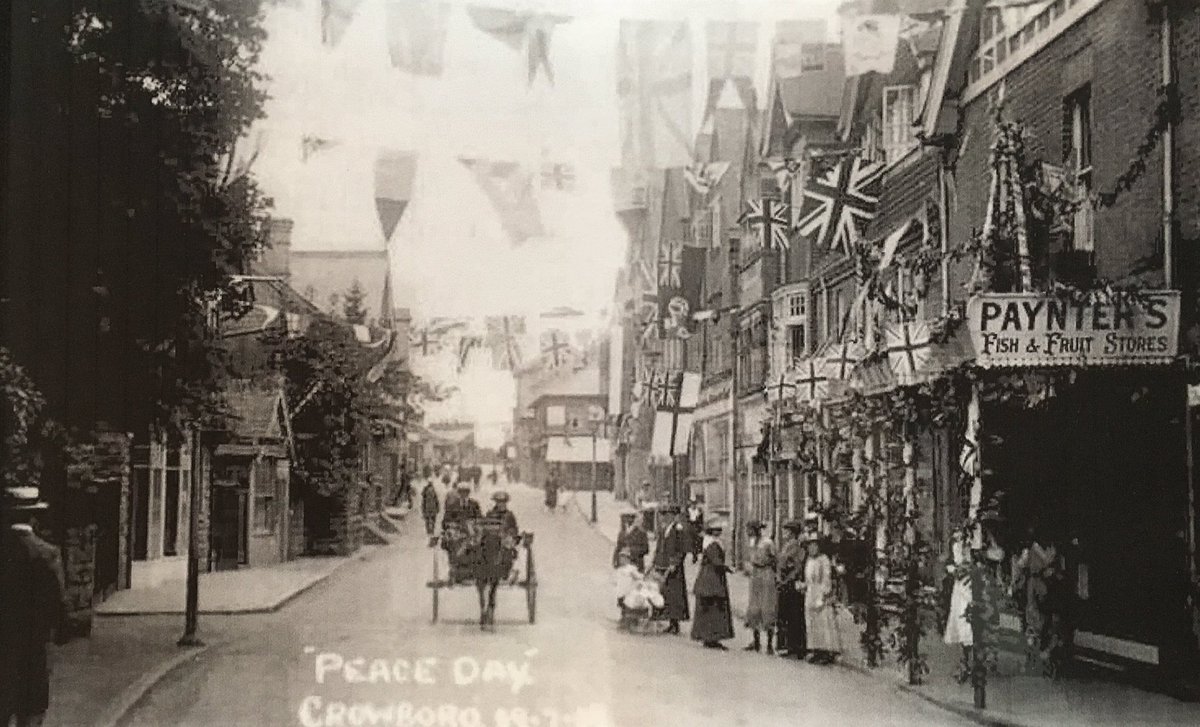 BridgeCottUck's tweet photo. "Peace Day" Crowborough 1918. See this and more at our current exhibition of local life during WW1 &amp; 2 - OPEN now. https://t.co/KgXPuv5DPS https://t.co/hhbvqtEi0M