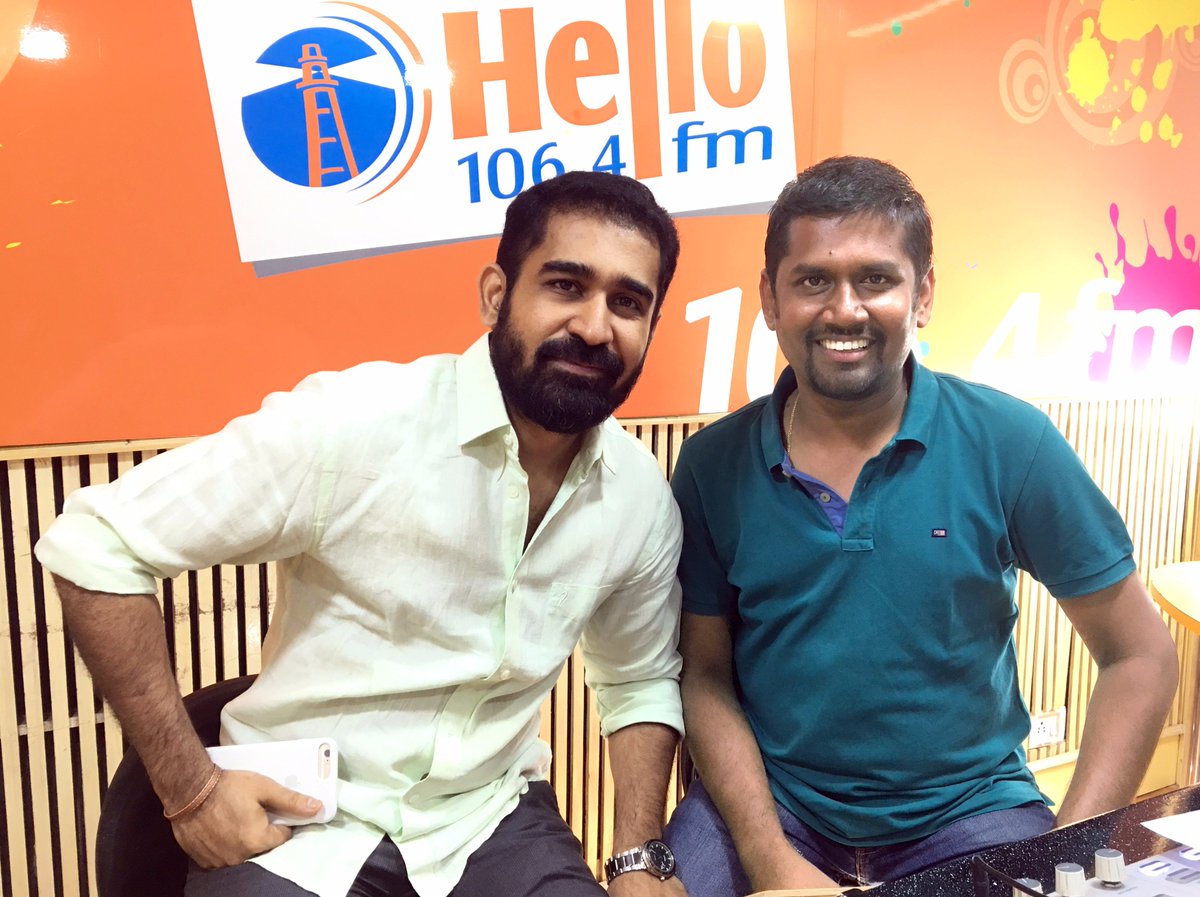 HelloFM1064's tweet photo. @HelloFM1064 #Cinemayana @ 6 Pm...
@vijayantony with @HelloRJSuresh
@vijayantonyfilm @mrsvijayantony @LycaProductions @JeevaSankar #Yanman https://t.co/AIrjVNolUZ