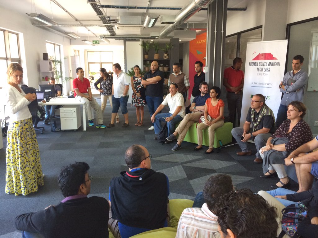 FSAT_Labs's tweet photo. This morning, MBA entrepreneurs from Analysis Institute of Management in Mauritius have visited the #FSATLabs. Beautiful meeting! https://t.co/T7Nc1HF0zL