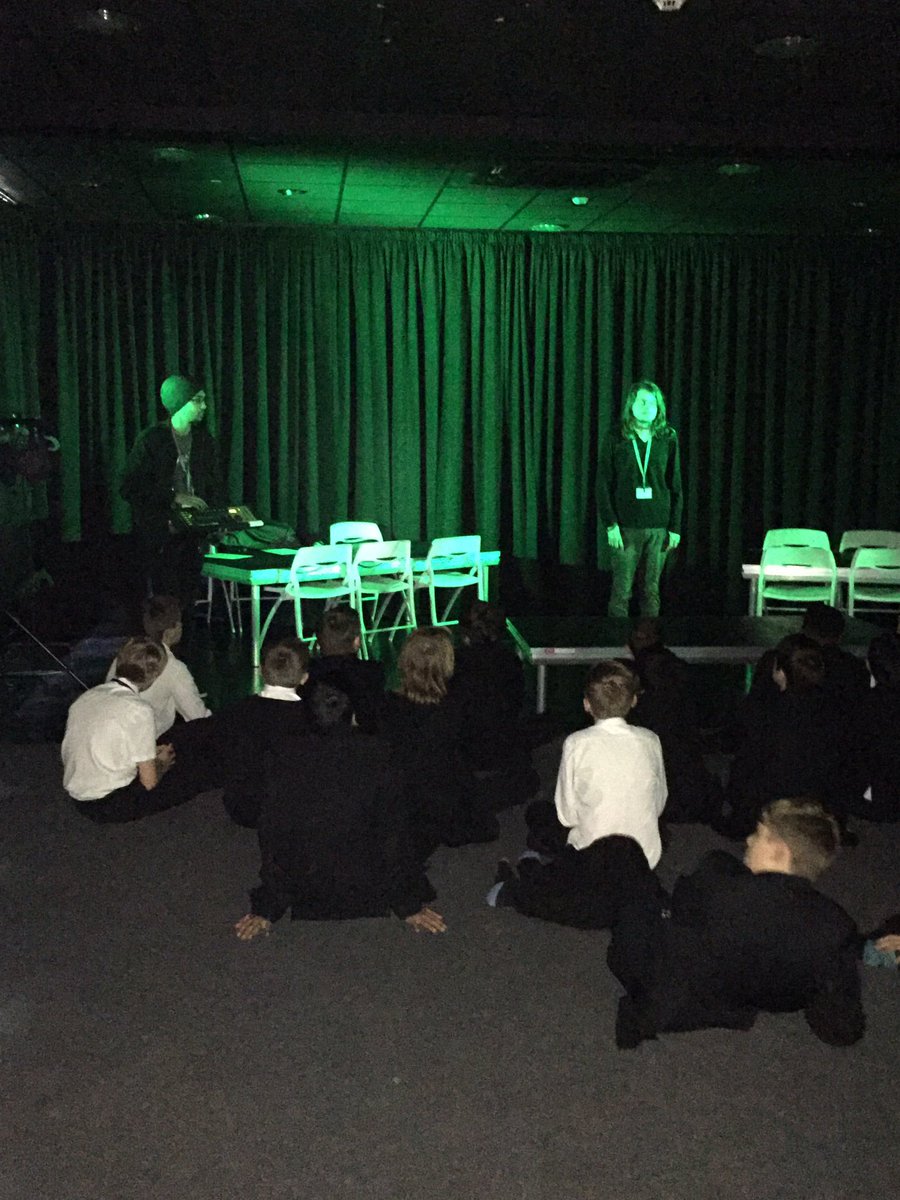 DRAMA_SHS's tweet photo. My wonderful 6th formers teaching my Year 7's lighting! #dramaislearning well done. Ous🎭😁 https://t.co/nq8nhbmIwm
