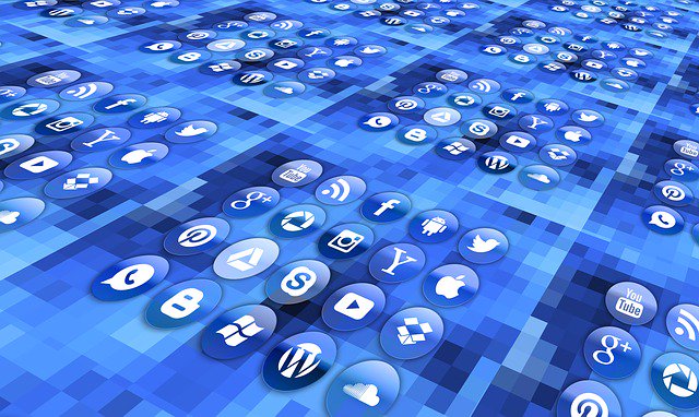 GfNmbH's tweet photo. #Facebook #Pinterest und Co experimentieren bereits mit Buy Buttons https://t.co/BE2ByZf0oG via @itzoom #OnlineMarketing #Marketing #OnMa https://t.co/ISHTZERiCi