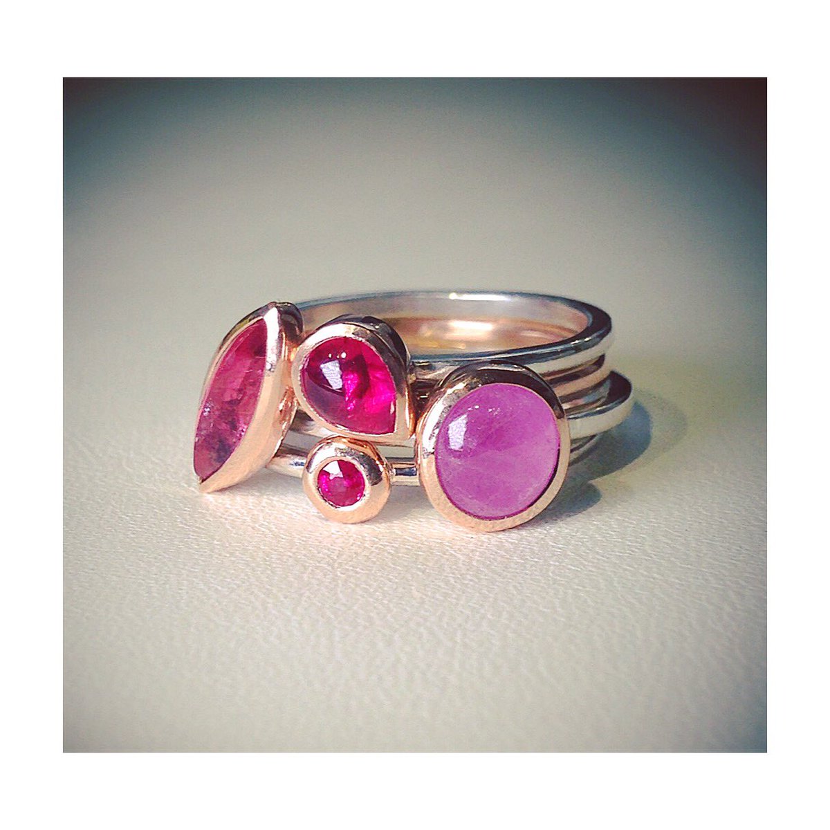 AbbyMosseri's tweet photo. Pinks!! #rosegold #softpinks this weeks commission has been a delight https://t.co/YkbHCitoA2