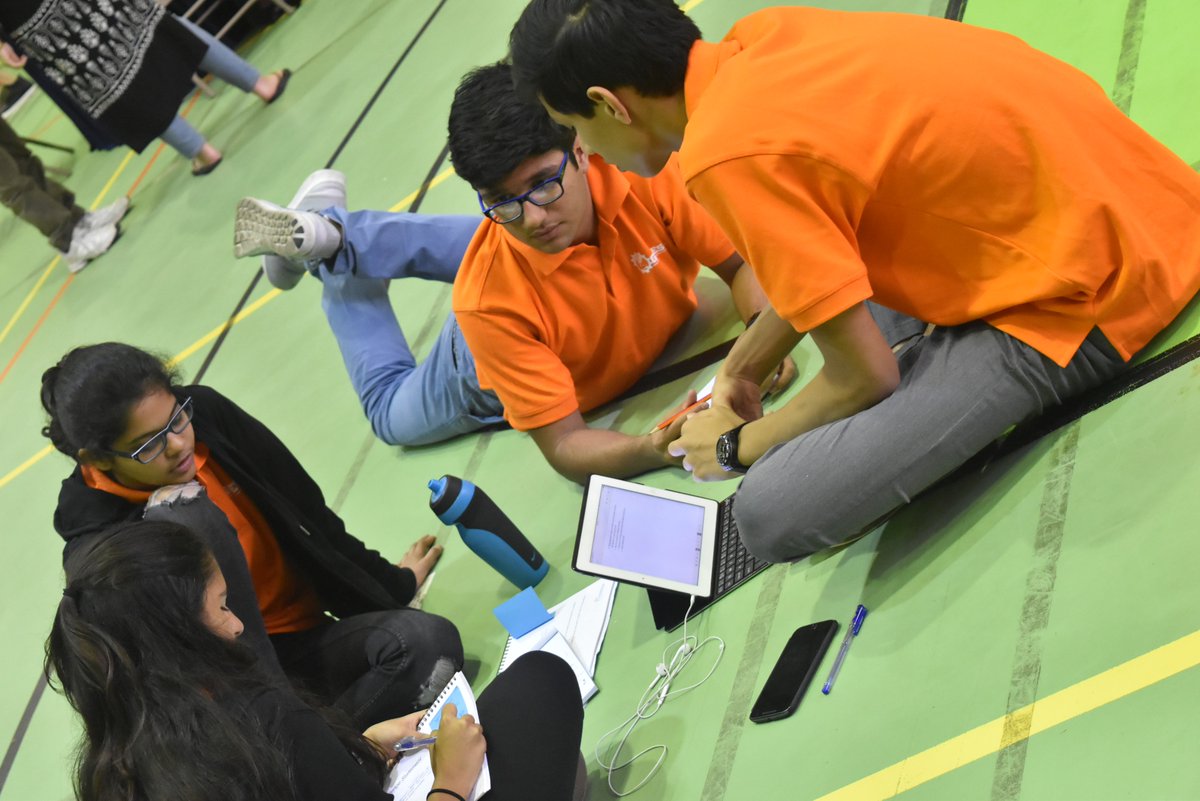 ConsilienceLrn's tweet photo. Tech in transport, apps to ease infrastructure pressure are great for civic problems. @rishi75's group breaks it down #GSES2017 #socEnt https://t.co/f0NTrICM2B