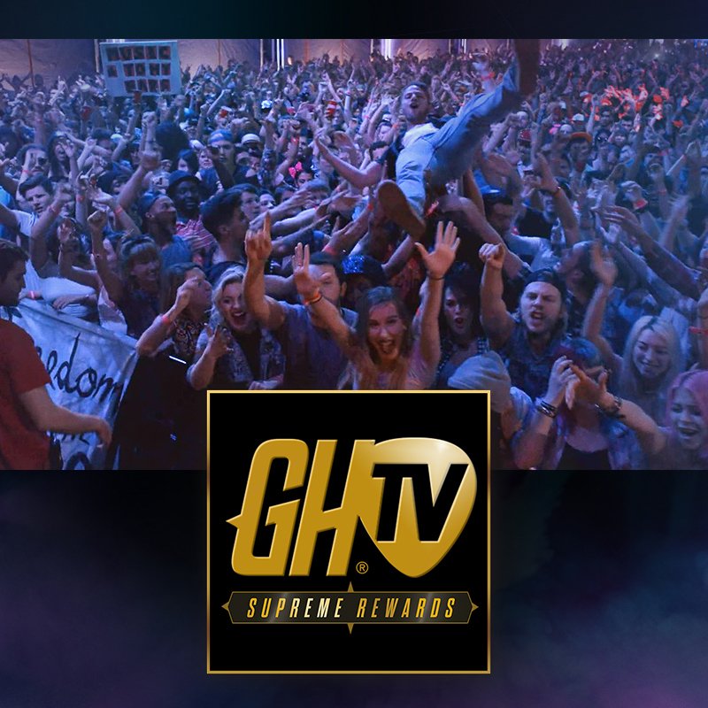 GuitarHero's tweet image. Stretch your fingers if you want a Scream Playercard reward. Finish the "Face Melting Metal 3" show first to get it.
