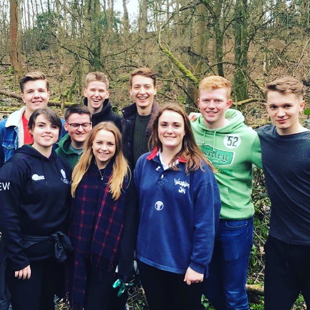 RH_Swim's tweet photo. Our swimmers doing nature conservation with @RHUL_CommAction and @nationaltrust during student volunteering week! 😄🏊‍♀️ https://t.co/vPDtzddTWx