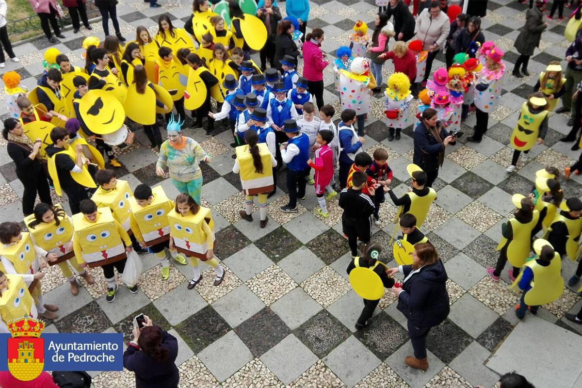 Domingo, 26 de febrero CARNAVAL EN PEDROCHE
Actuación de las chirigotas locales "El parloteo" y "Chirigota del Luky"
elquincenaldelospedroches.es/pedroche/