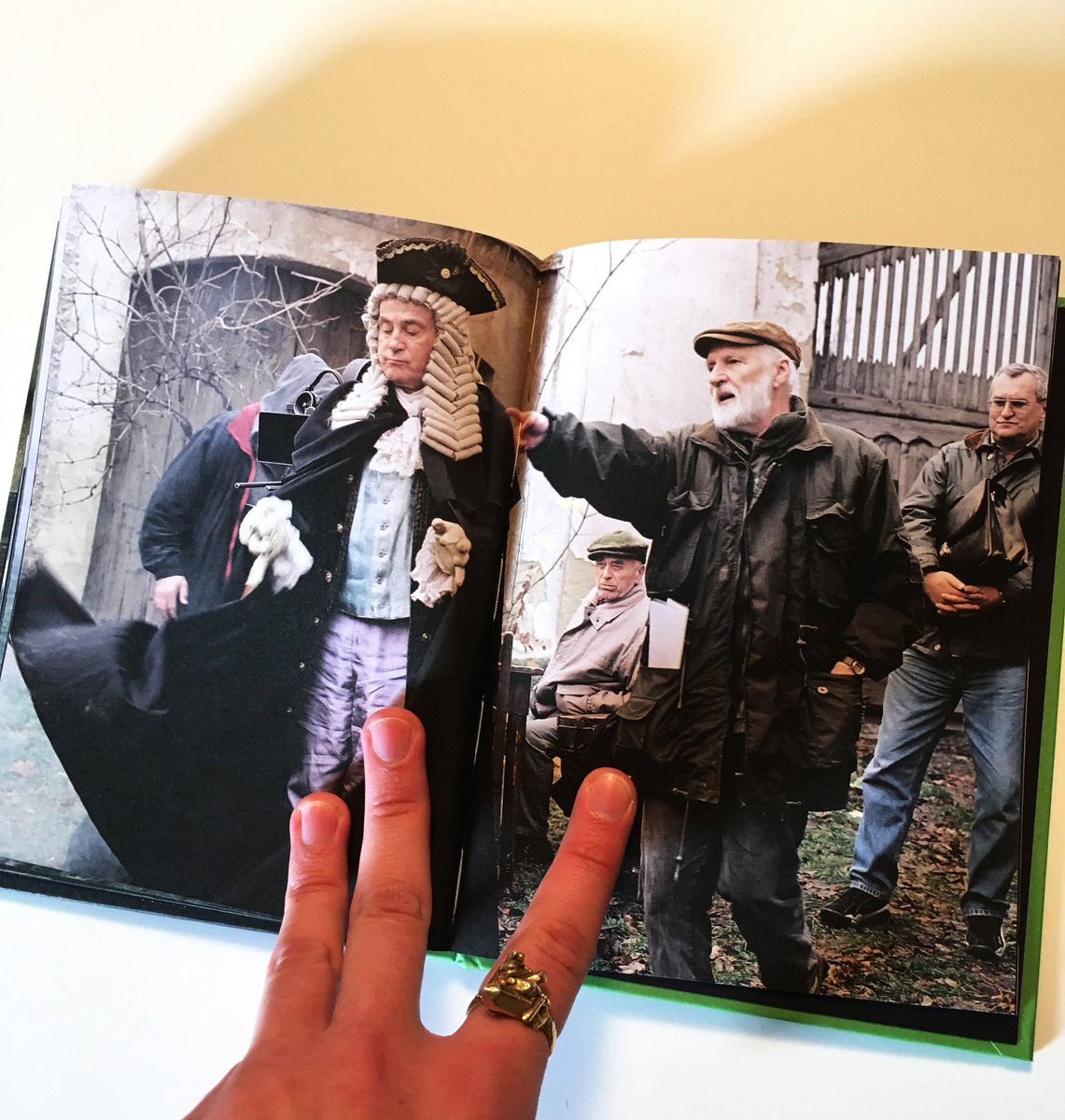 La____Traverse's tweet photo. ŠILENI Jan Švankmajer (118 minutes - 2005)
Dispo en livre-dvd >>> https://t.co/r2FhPg2BIy https://t.co/9yZUOxi0nZ