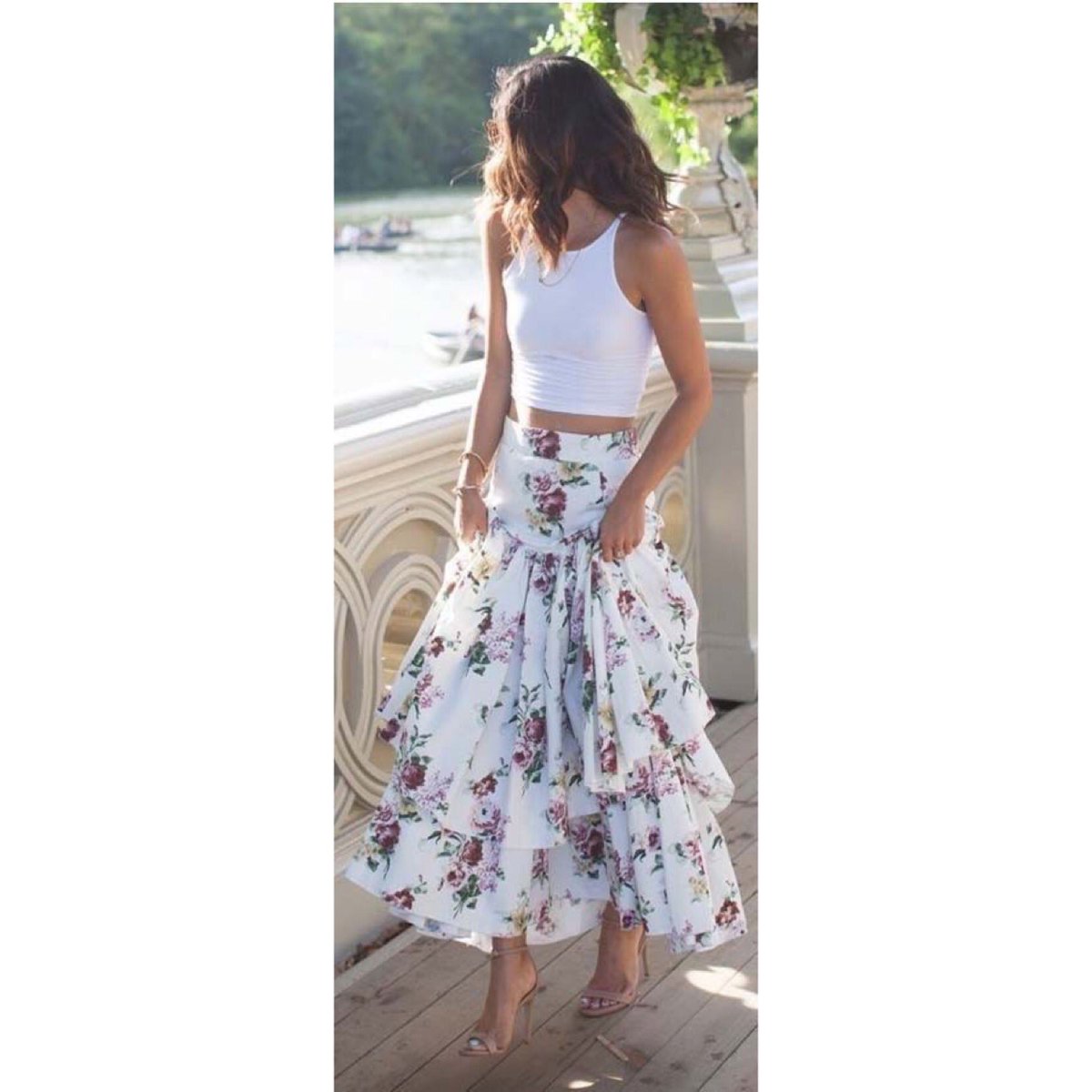 momoguiot's tweet photo. Hello Friday 👋🏻🙌🏻✨💕 #fridaymotivation #balaye #fashionblogger #lifestyleblogger #bohochic #streetfashion #bohemian #friday #fashion #style https://t.co/Go2idaRTjR
