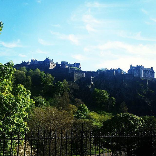BrandFoxHQ's tweet photo. #Edinburgh, you're a stunner! You can sell your #instagram photos on BrandFox - https://t.co/lYvTCZUkRN #startedin #stockphotography https://t.co/DKFHB0cb3X
